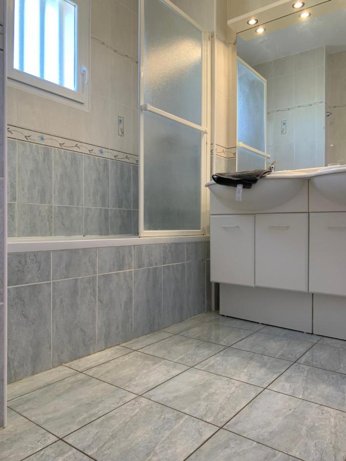 לה ברקרה Residence La Pinede מראה חיצוני תמונה